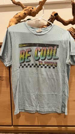 Graphic Tee Women’s Small