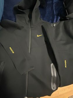 Nike tech