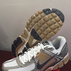 Nike Vomero 5 Brand new Size 10.5 MENS