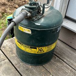 Justrite Uno Safety Can 5 Gallon Gas Can
