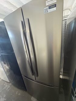 Frigidaire Gallery French Door Refrigerator