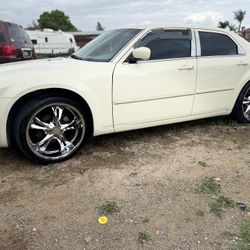 2005 Chrysler 300