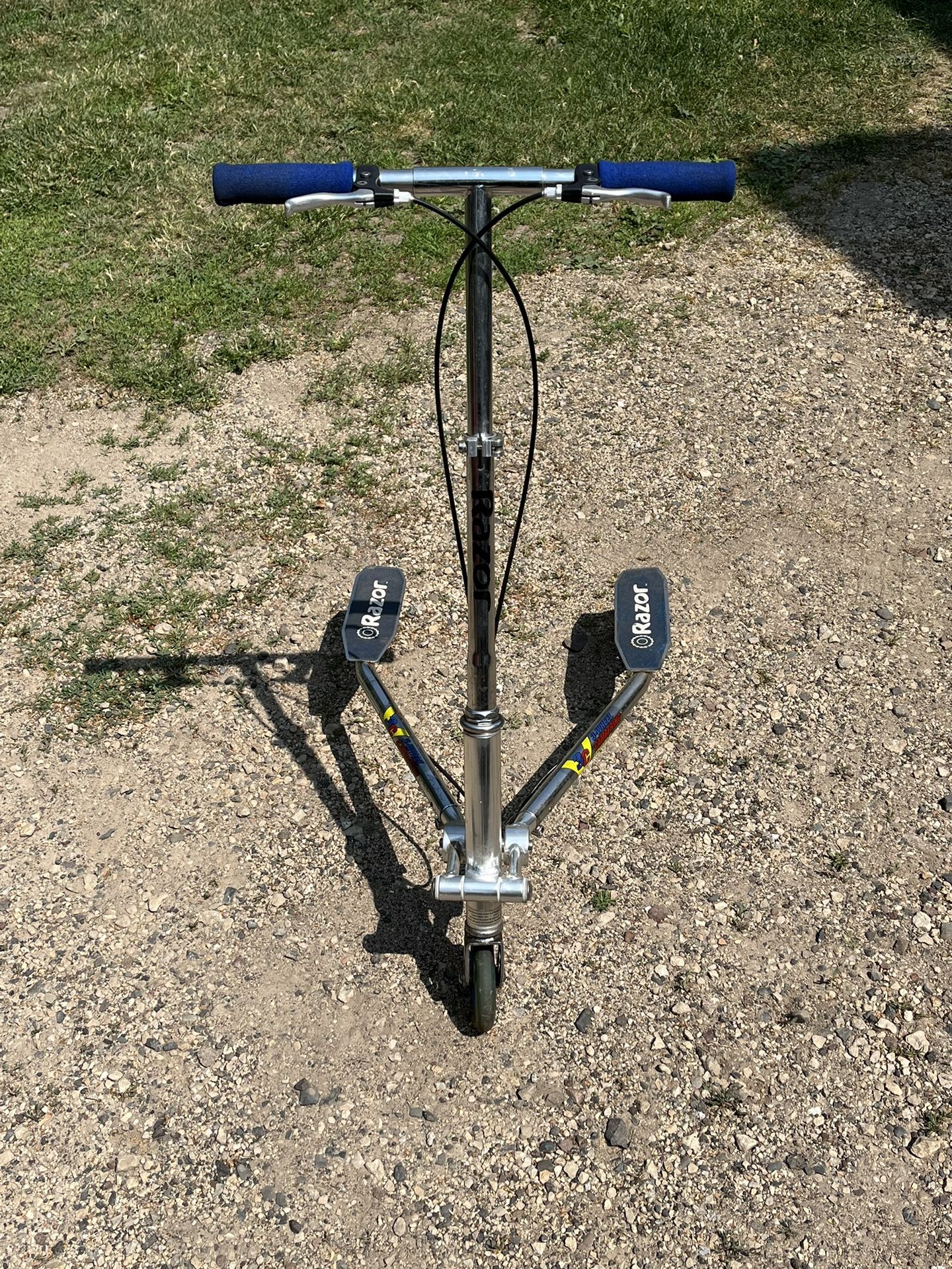 Early 2000s Razor 3-wheel Scooter