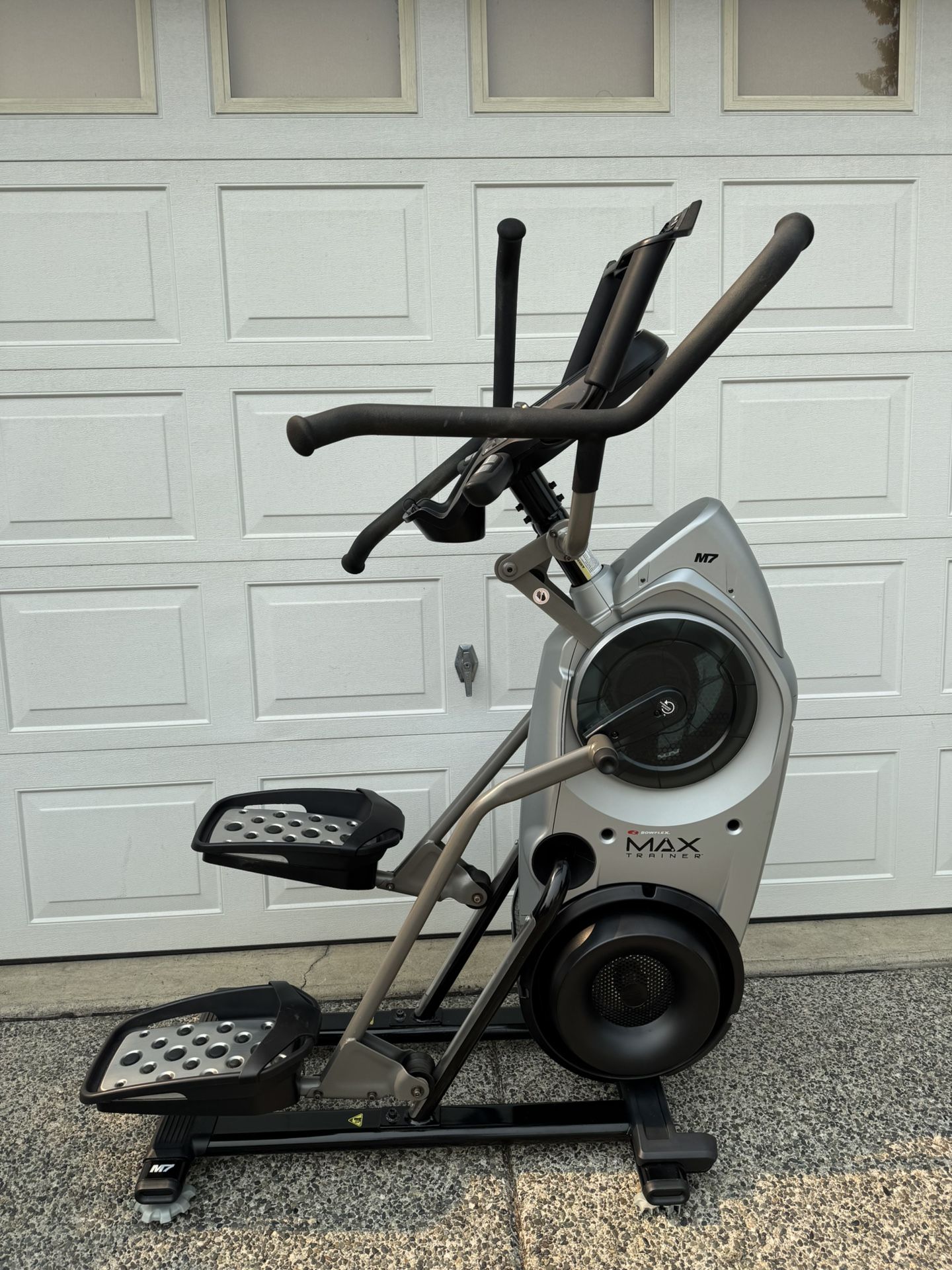 BowFlex Max Trainer M7