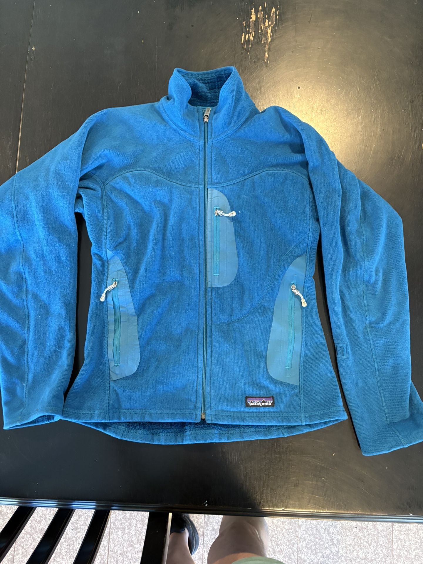 Women’s Patagonia fleece XS (or Older Girl) Turquoise