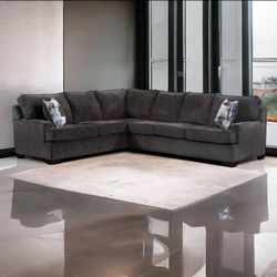 Sectional Couch | LARGE BRAND NEW IN BOX 📦 | Delivery Available 