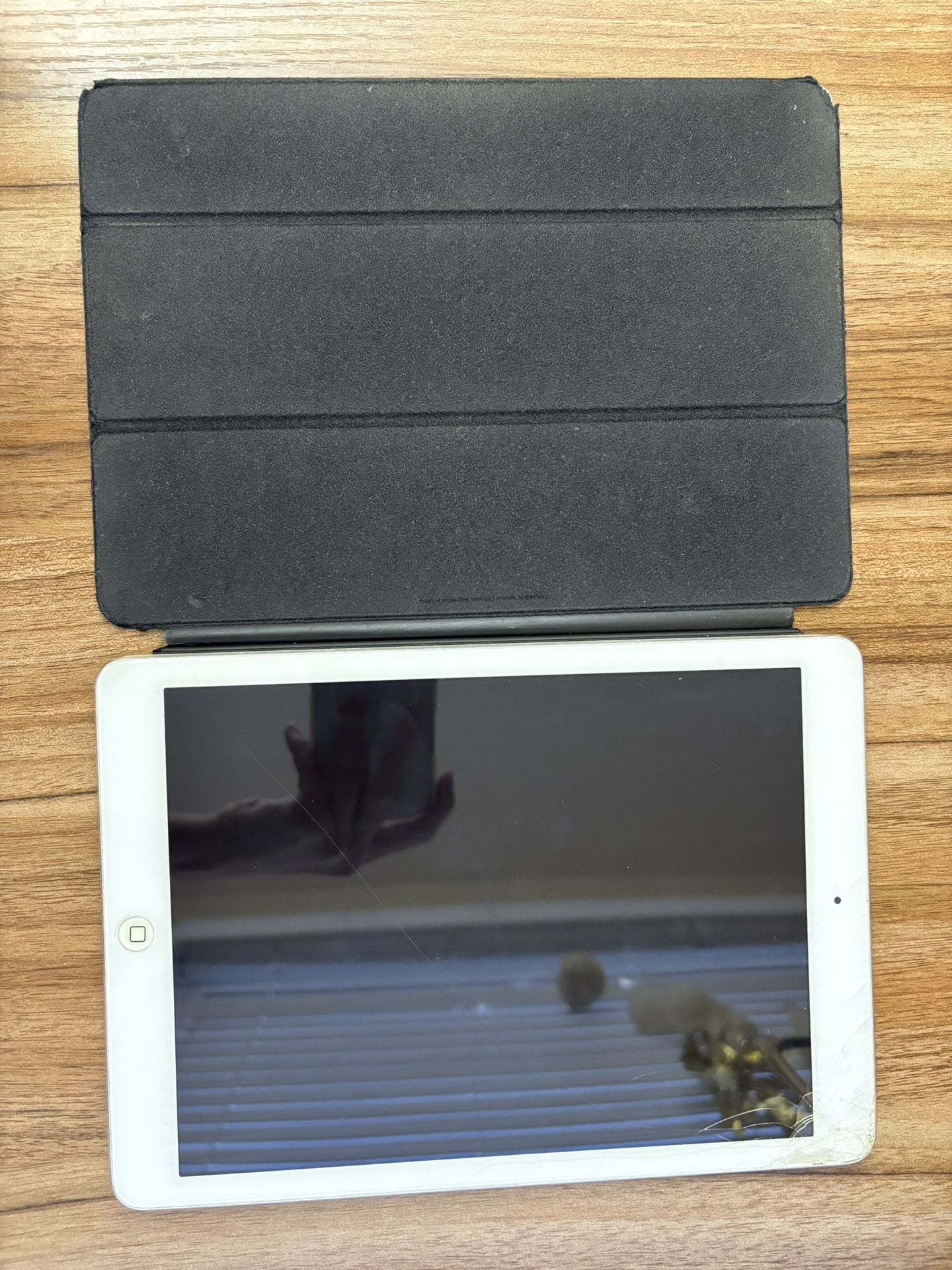 Ipad air with case