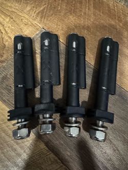 MAXTRAX UNIVERSAL MOUNTING PINS