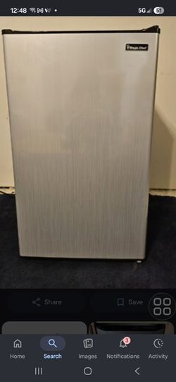 MAGIC CHEF MINI FRIDGE