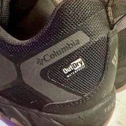 OutDry Waterproof Columbia Men's Shoes / Size 11