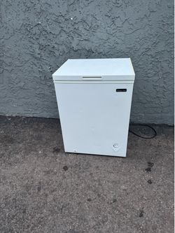 Household deep chest freezer delivery available