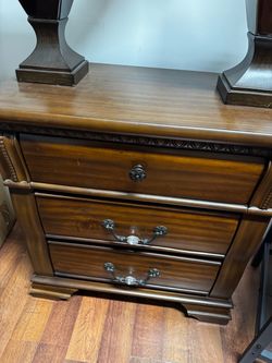 Wood Dresser