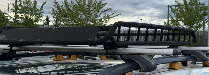 Roof rack and cross bars