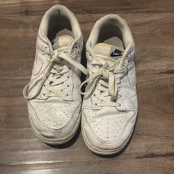 Nikes Women Size 8.5