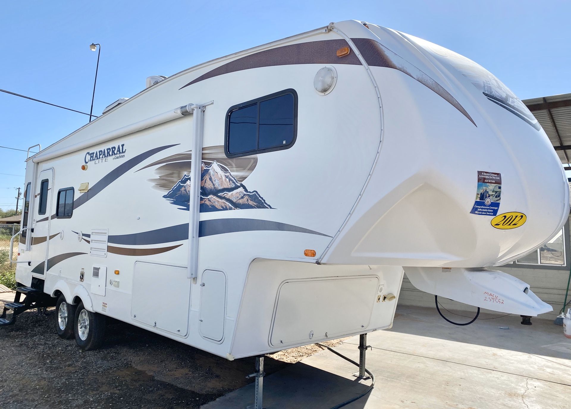 2012 Chaparral 29ft 5th wheel travel trailer