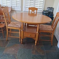 Tall Table  With Three Tall Chairs