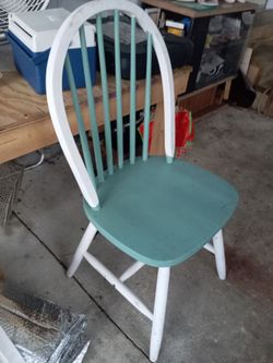 Chair sturdy