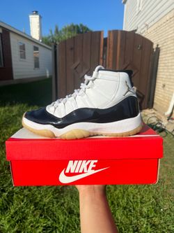 Jordan 11 DMP size 8.5