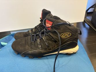 Boys/Teen Baseball Cleats - Size 8
