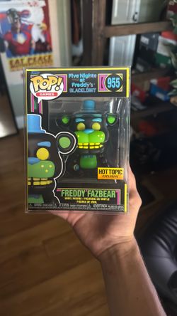 Freddy Fazbear Blacklight Funko Pop