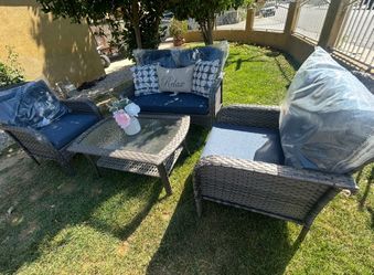 Patio furniture set outdoor new in the box