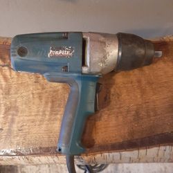 Makita 1/2 Drive Corded Impact 