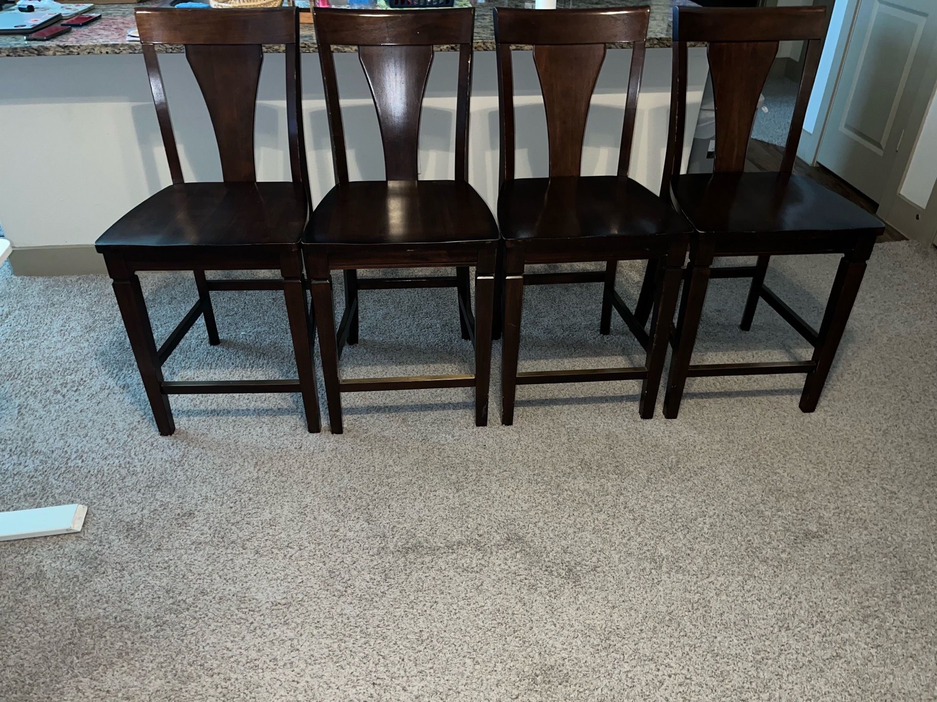 4 Stools For A Bar Or Kitchen Island $45 OBO