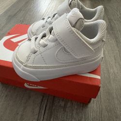 Nike Court Legacy Infant Size 2c