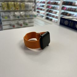 Apple Watch Series SE 44MM 150$