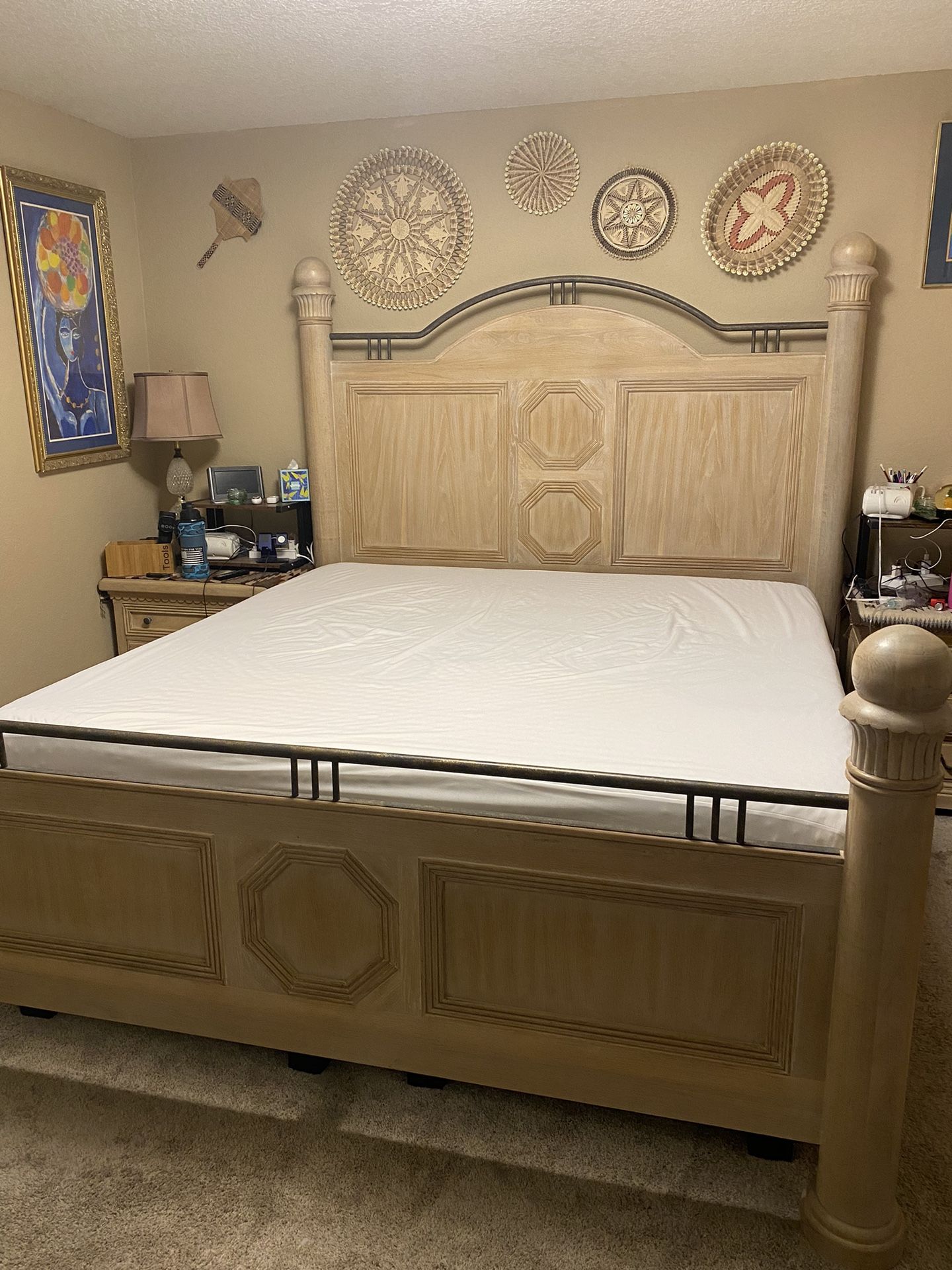 Very Nice Solid Wood King Bedroom Set