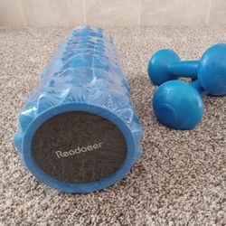 Exercise Equipment /Readaeer roller and 3lb dumbbells 