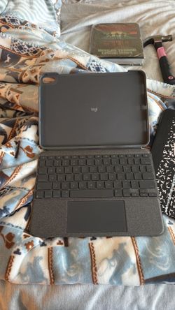 Case for sale logi keyboard