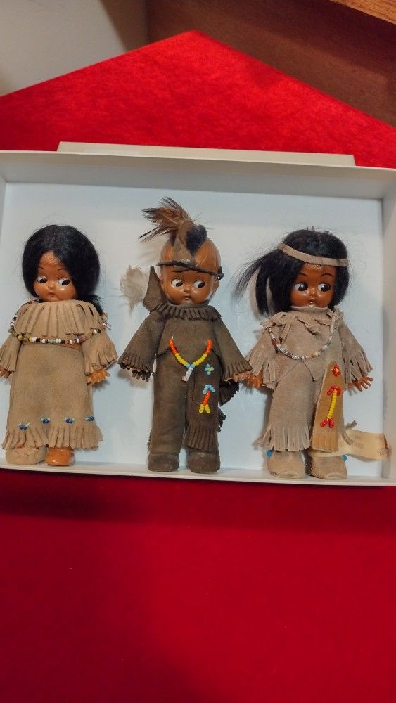 Native Dolls Oglala Sioux