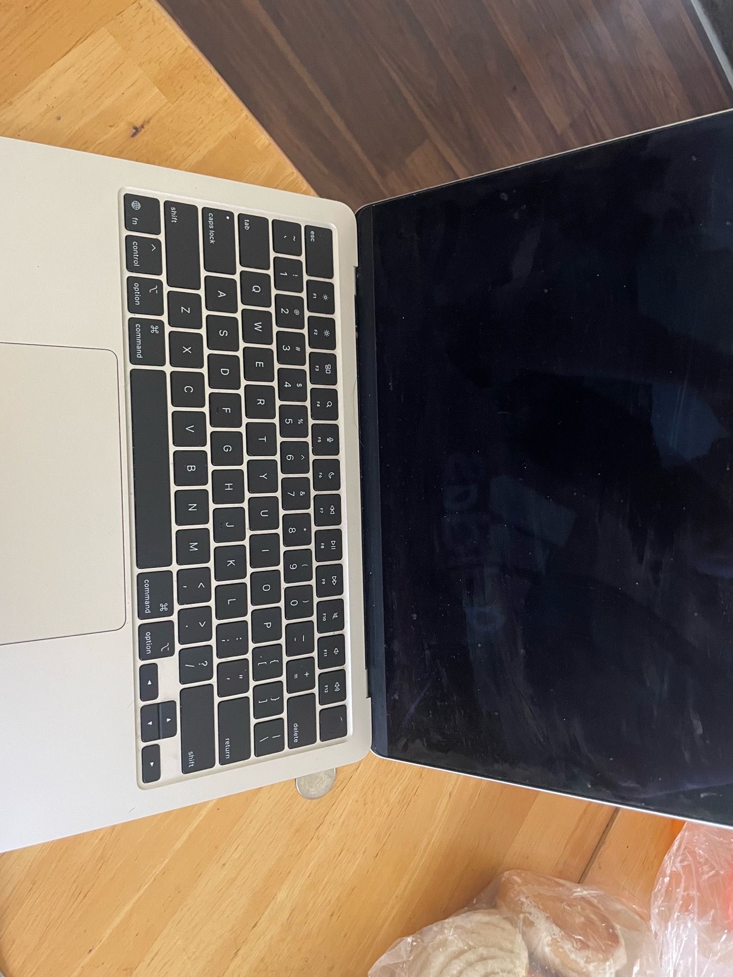 MacBook Air 13โ rose gold