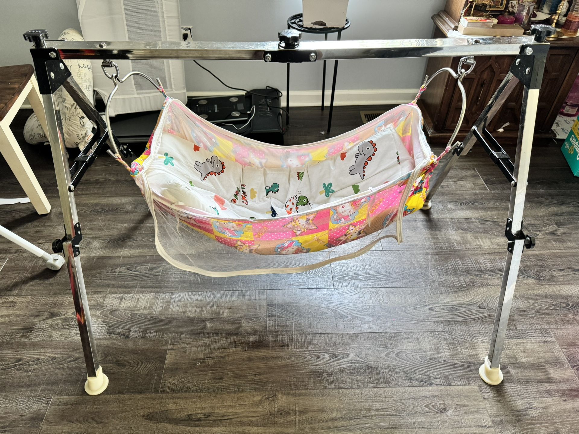 Baby Cradle Or Swing 