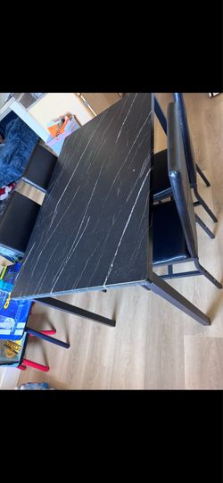 Black marble table