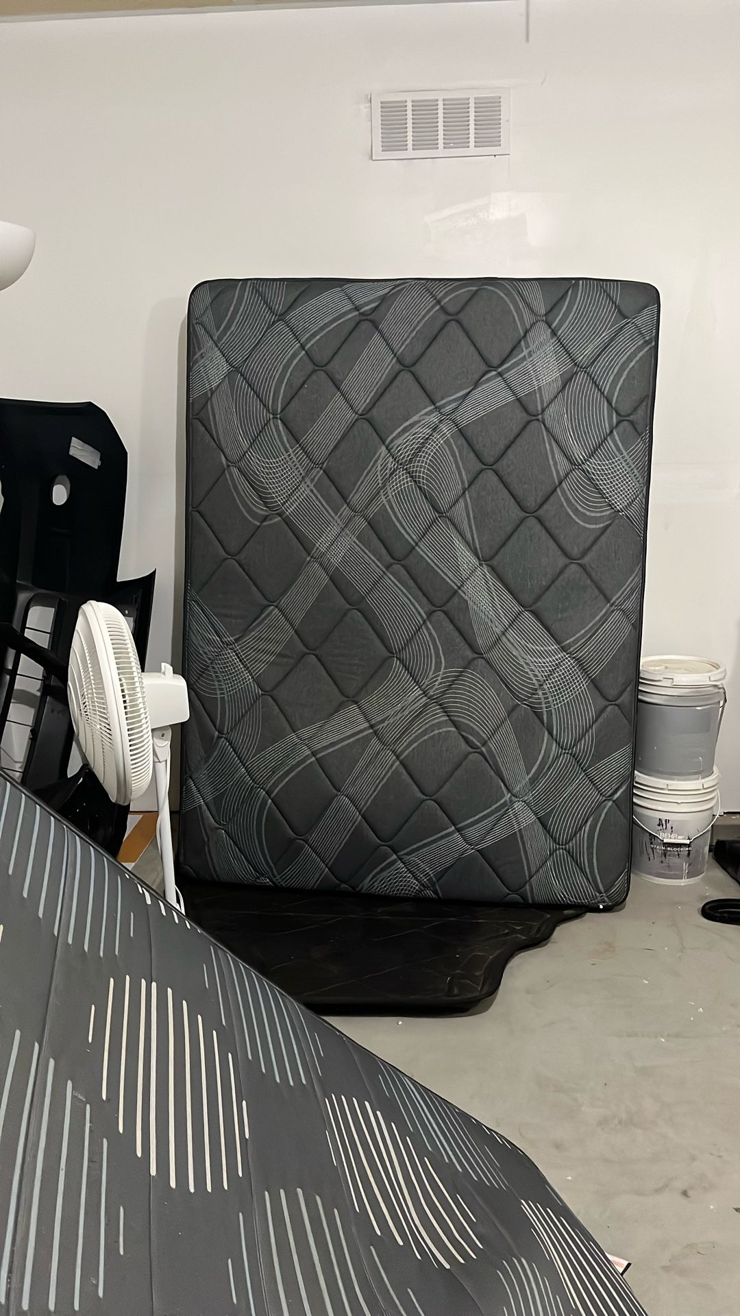 queen size mattress