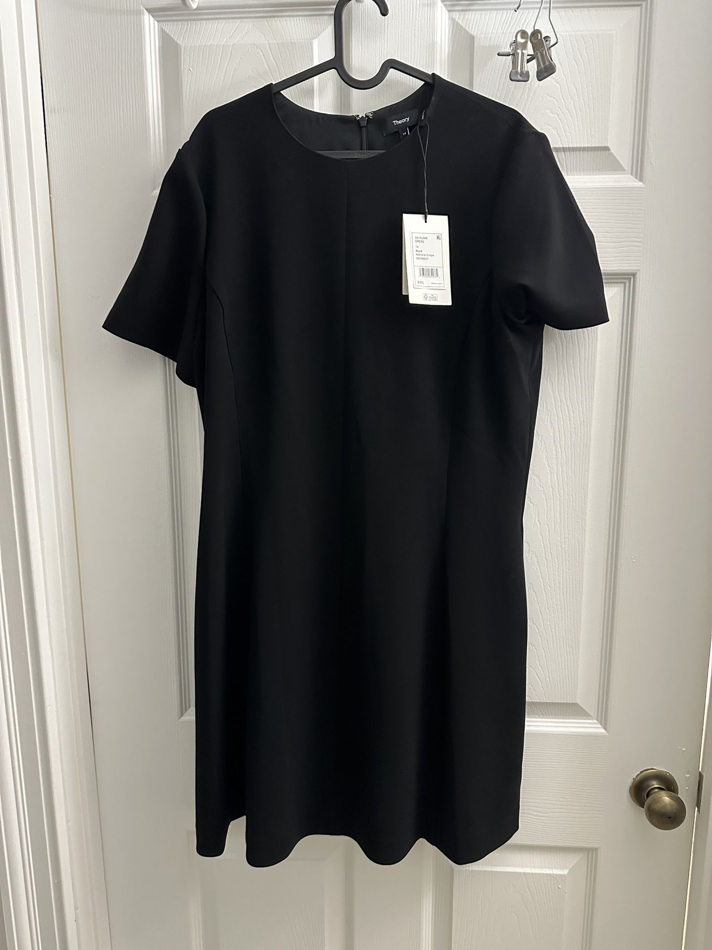 Theory Black Admiral Crepe size 14