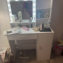 Vanity For Sale - Like New - Must Go!