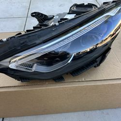 2021 2022 2023 Mercedes Benz SL class headlight left side