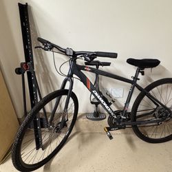 Diamondback Dual Sport Bike With Bike Rack And Pump