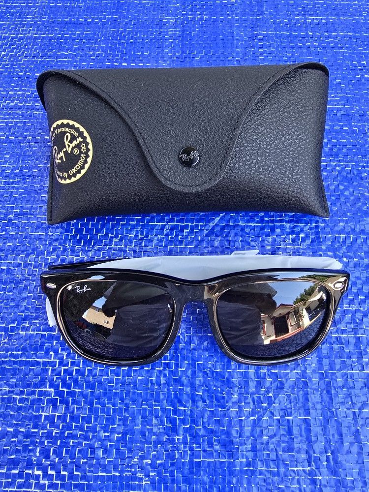 Authentic Rayban Sunglasses $160 Retail