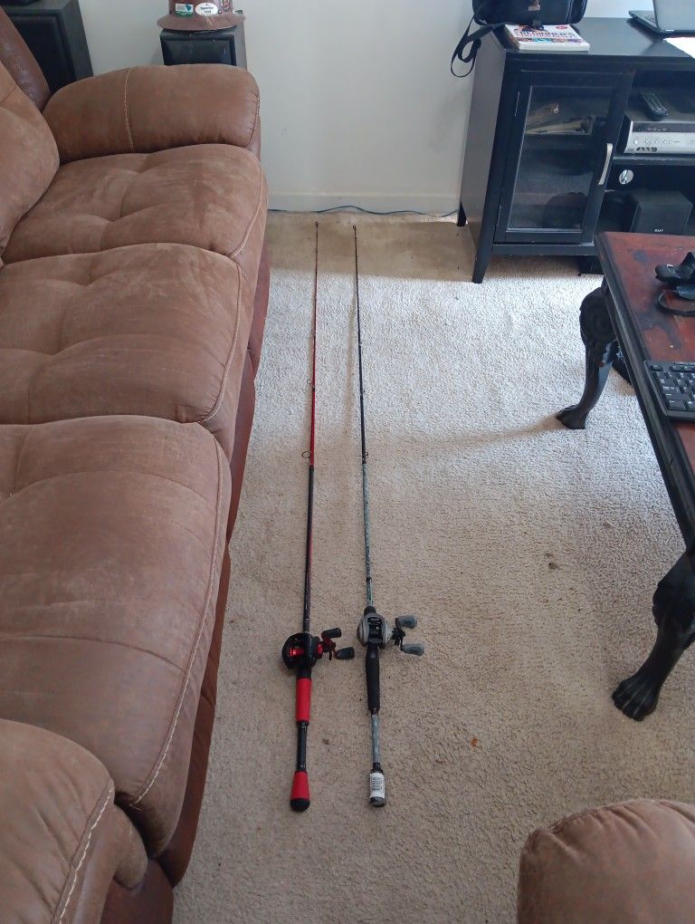2 Abu Garcia Baitcast Combo Fishing Rods 