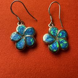 Beautiful 925 Silver Opal Earrings In The Shape Of Plumeria, Flower