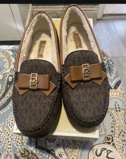 Michael Kors Flats