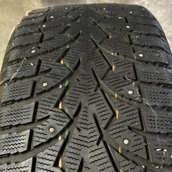 4x Studded Toyo Observe G3-Ice 255/45R20 – ~7/32 Tread – Ready for Winter
