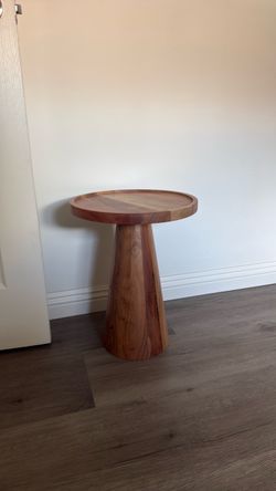 Round Wood Pedestal Side Table
