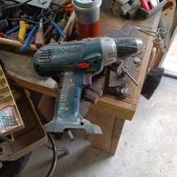 Bosch Two-speed Drill No Battery With Charger 15 Bucks Got To Go
