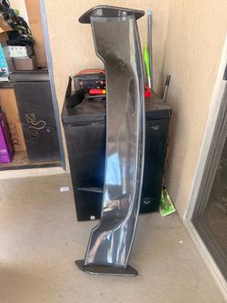 Carbon Fiber Style Rear Spoiler Wing