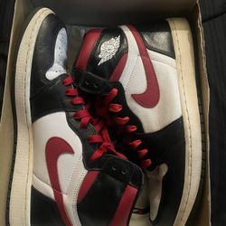 Jordan 1 Gym Red OG Size 12